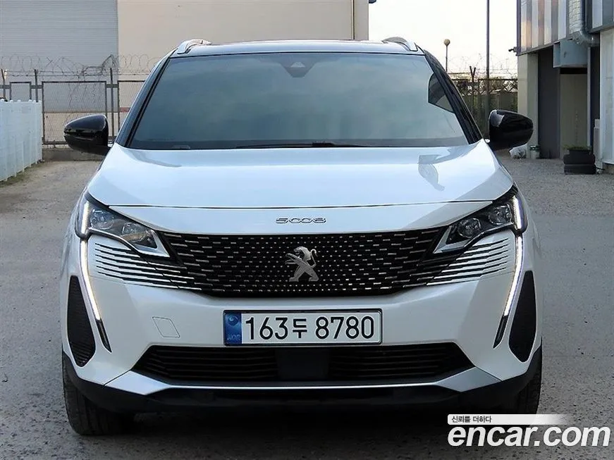 Peugeot 5008 — фото 1