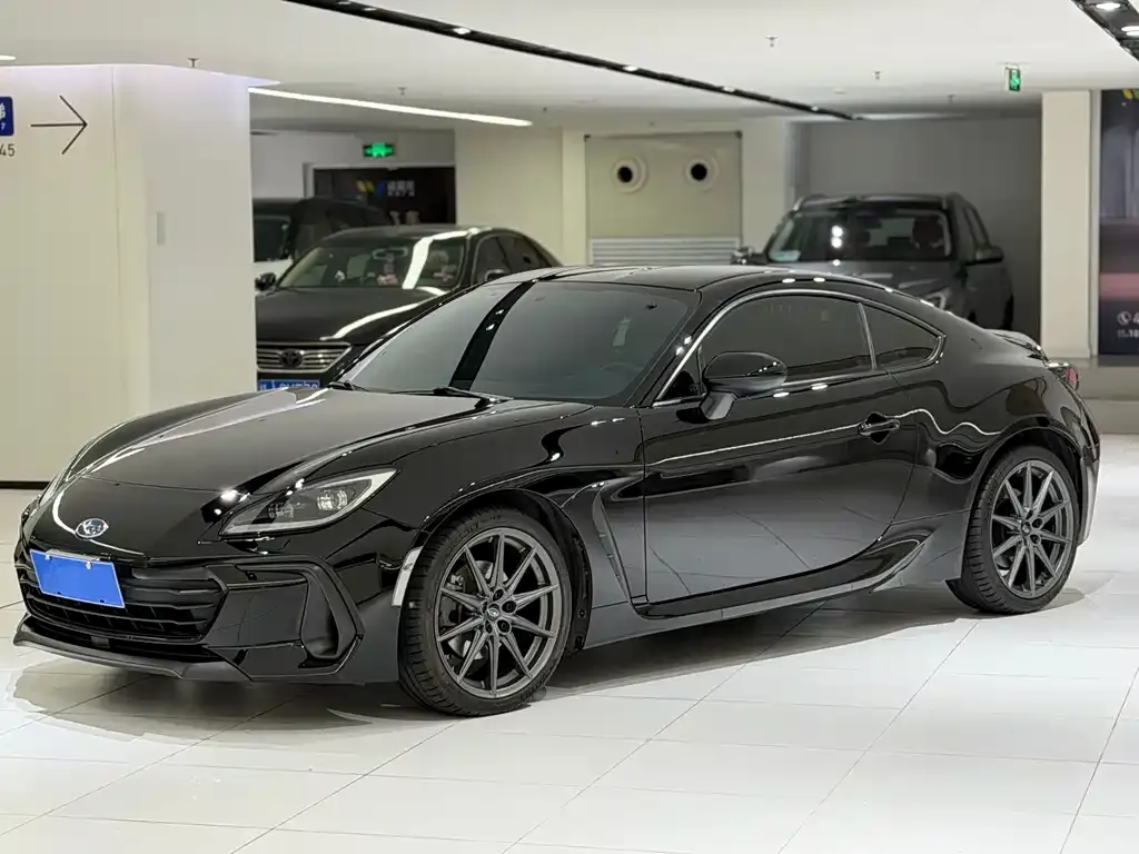Subaru BRZ — фото 1