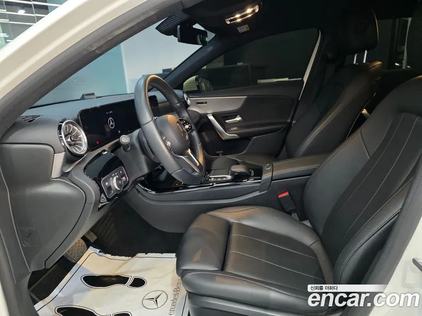 Mercedes-Benz A-Class — фото 10