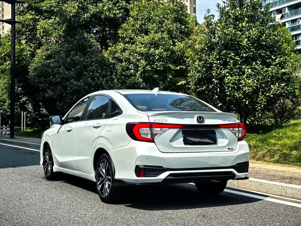Honda Envix — фото 4