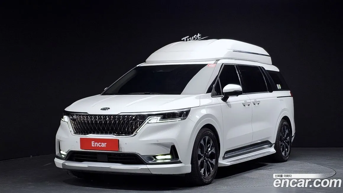 Kia Carnival — фото 1