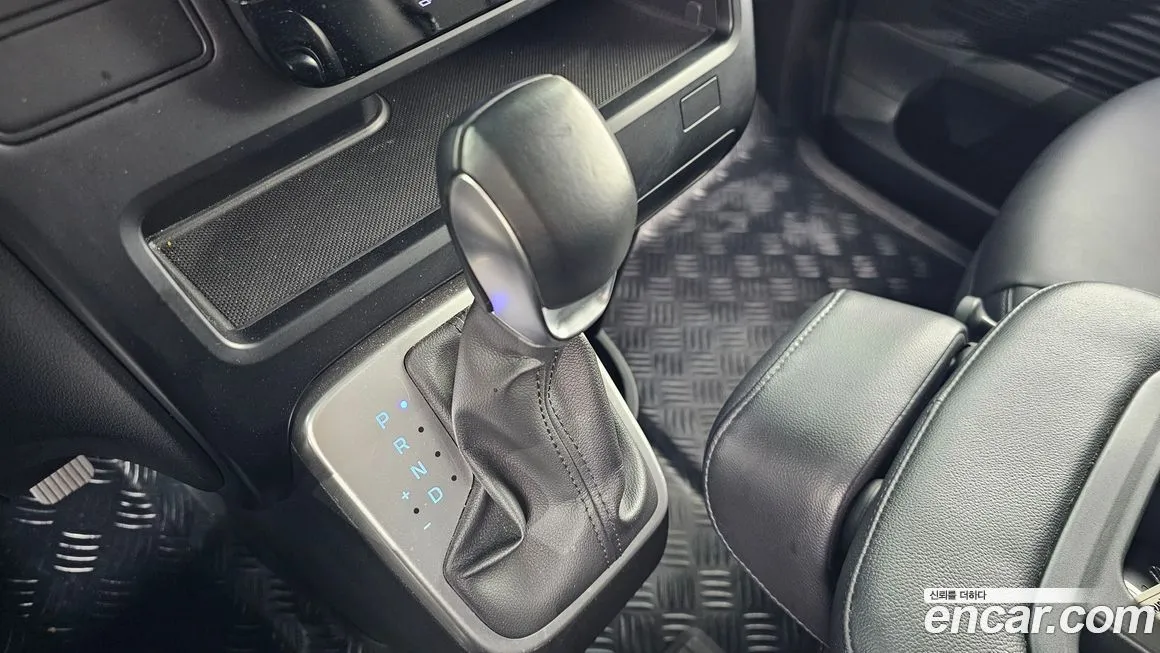 Hyundai Staria — фото 9