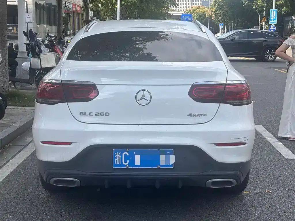 Mercedes-Benz GLC Coupe — фото 10