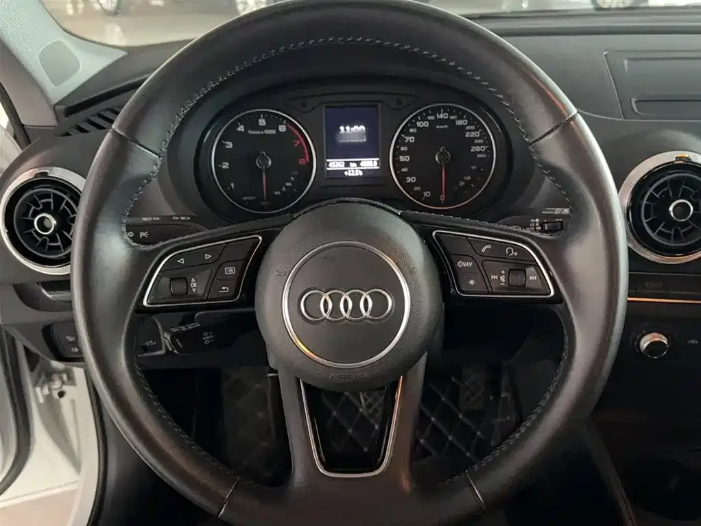 Audi A3 — фото 5