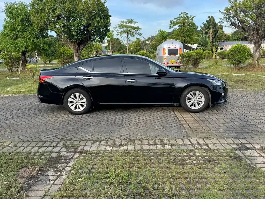 Nissan Teana — фото 4