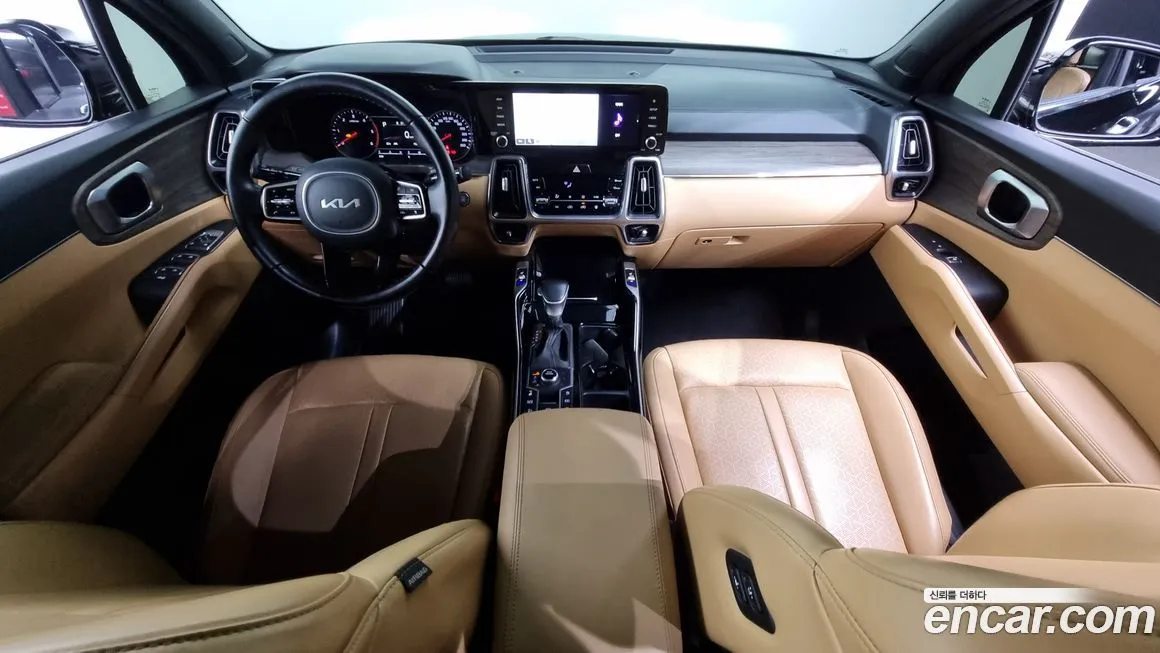 Kia Sorento — фото 7
