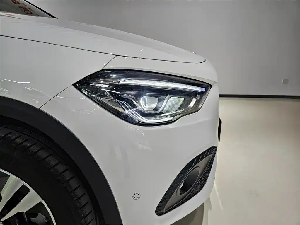 Mercedes-Benz GLA — фото 7