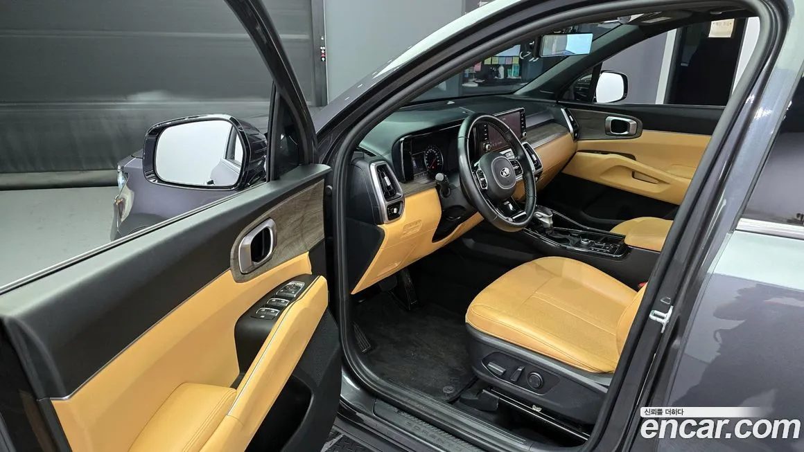 Kia Sorento — фото 10