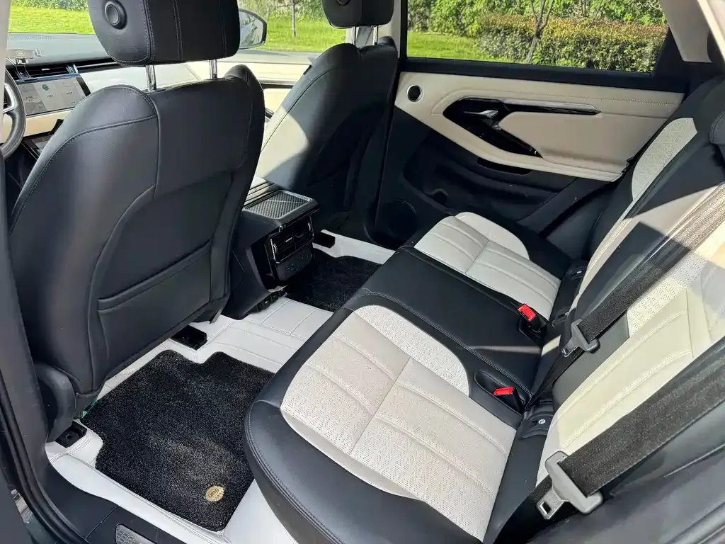 Land Rover Evoque — фото 10