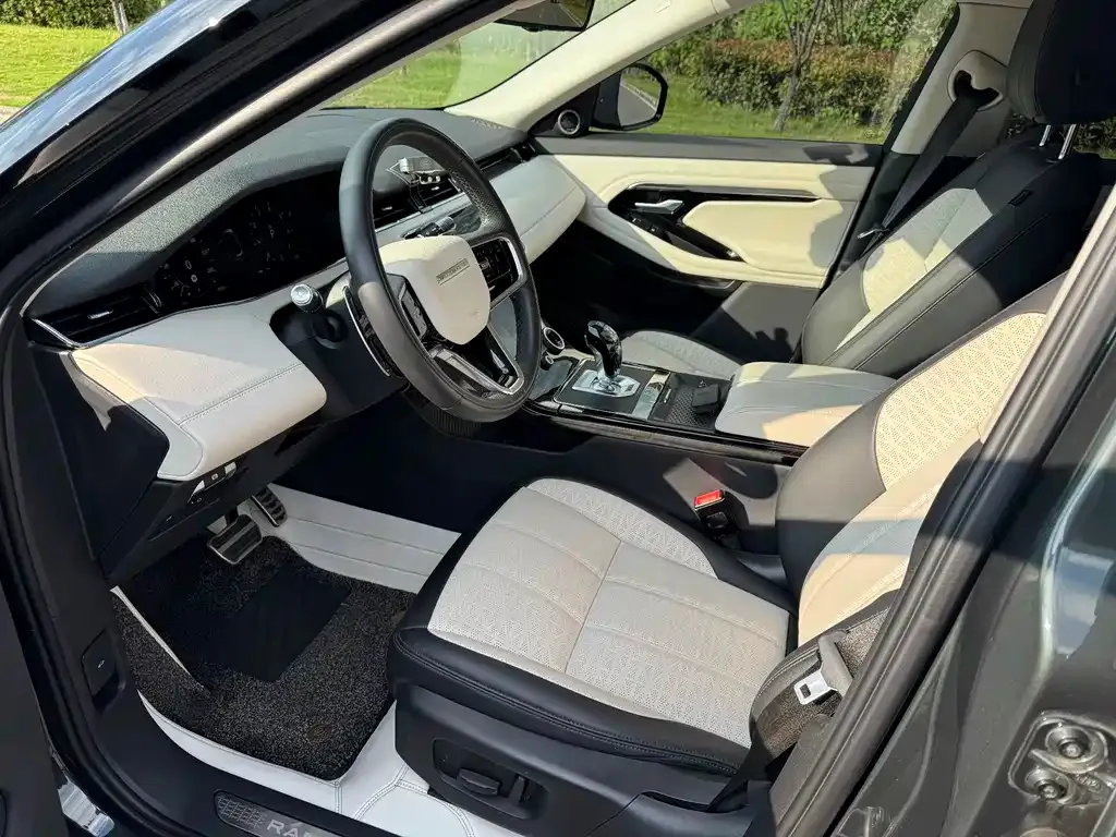 Land Rover Evoque — фото 7