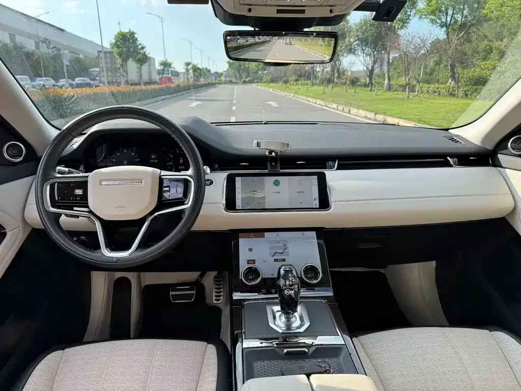Land Rover Evoque — фото 8