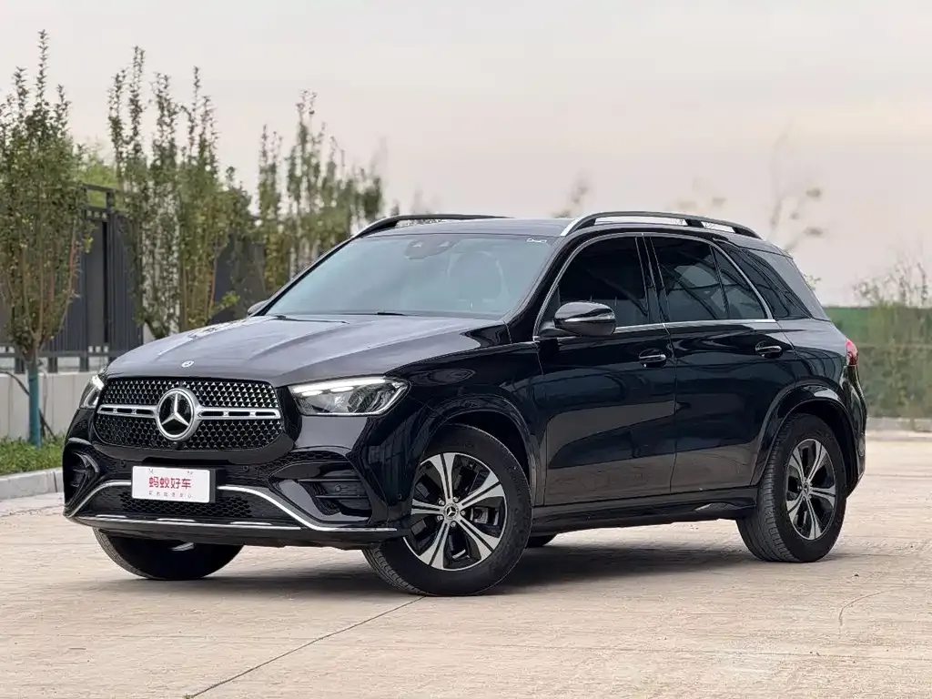 Mercedes-Benz GLE — фото 1