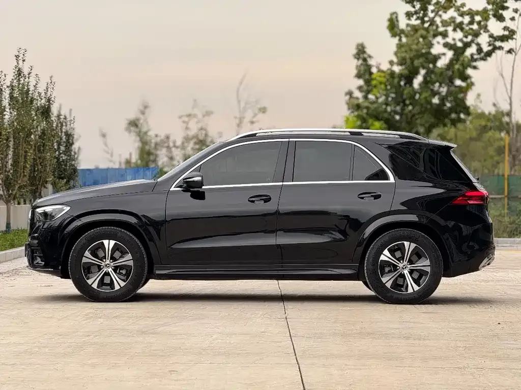 Mercedes-Benz GLE — фото 7