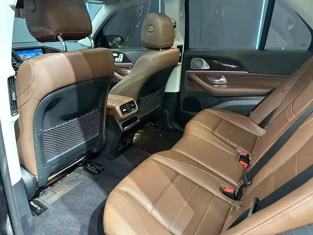 Mercedes-Benz GLE — фото 10