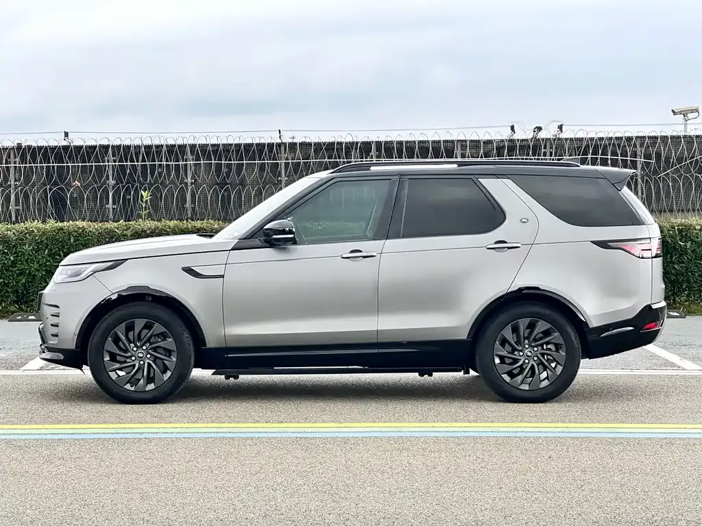 Land Rover Discovery — фото 7