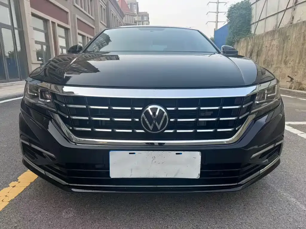 Volkswagen Passat — фото 2
