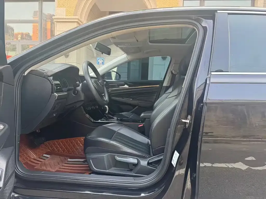 Volkswagen Passat — фото 5