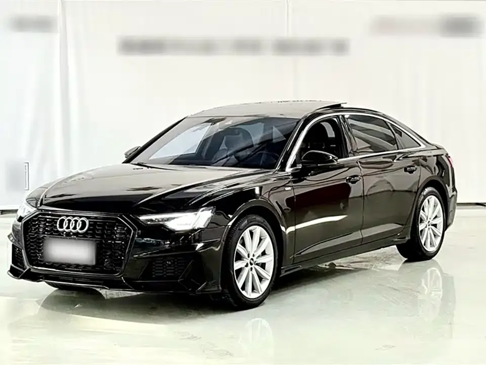 Audi A6L — фото 1