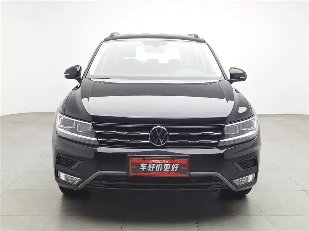 Volkswagen Tiguan L — фото 3