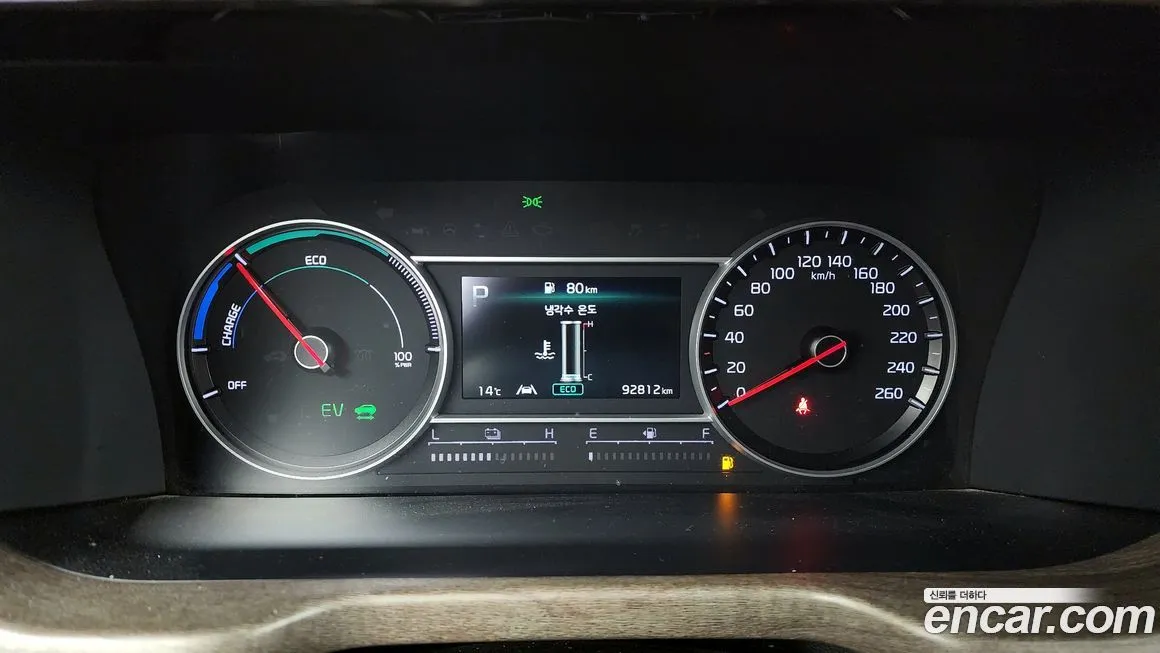 Kia Sorento — фото 8