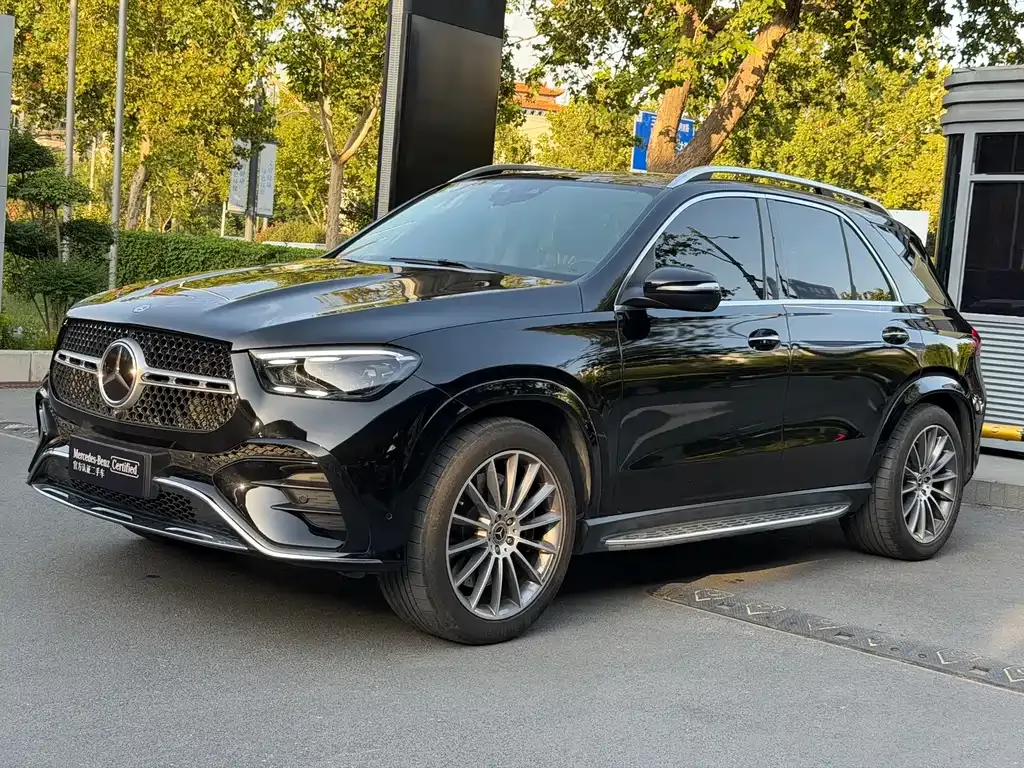 Mercedes-Benz GLE — фото 1
