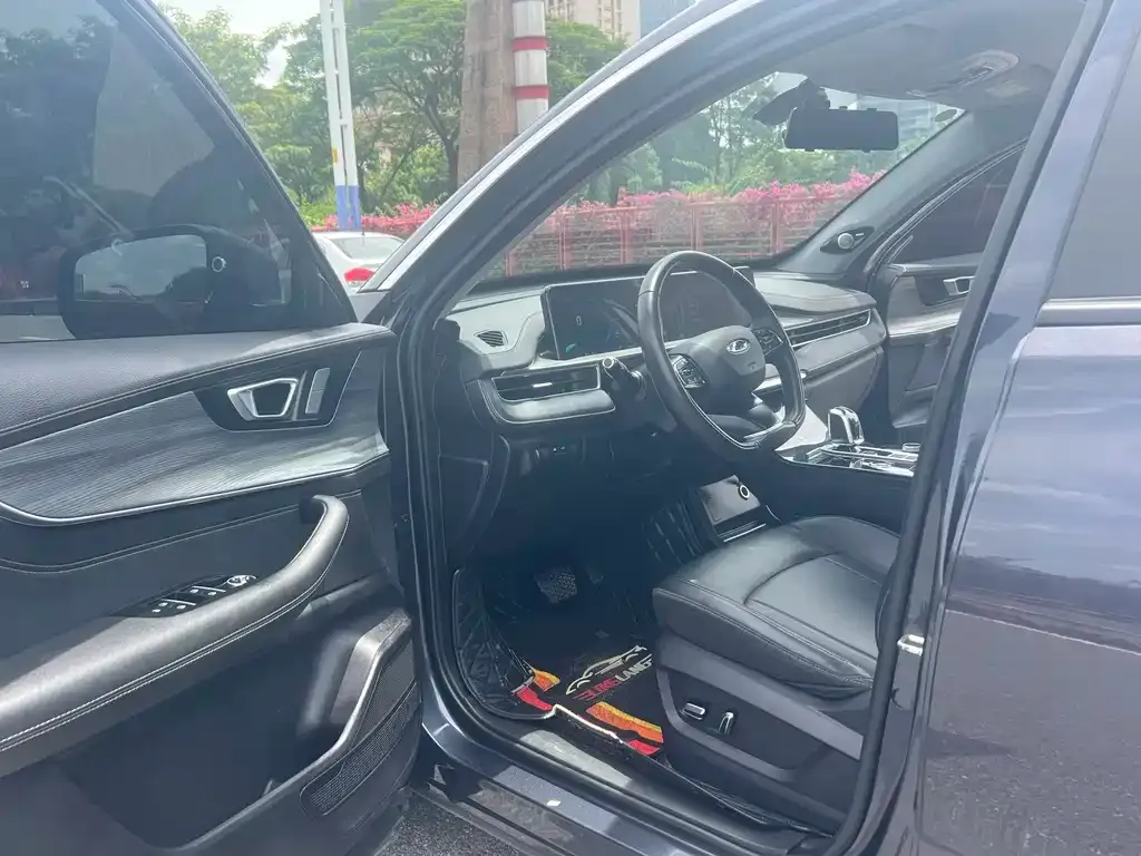 Chery Tiggo 8 PLUS — фото 9