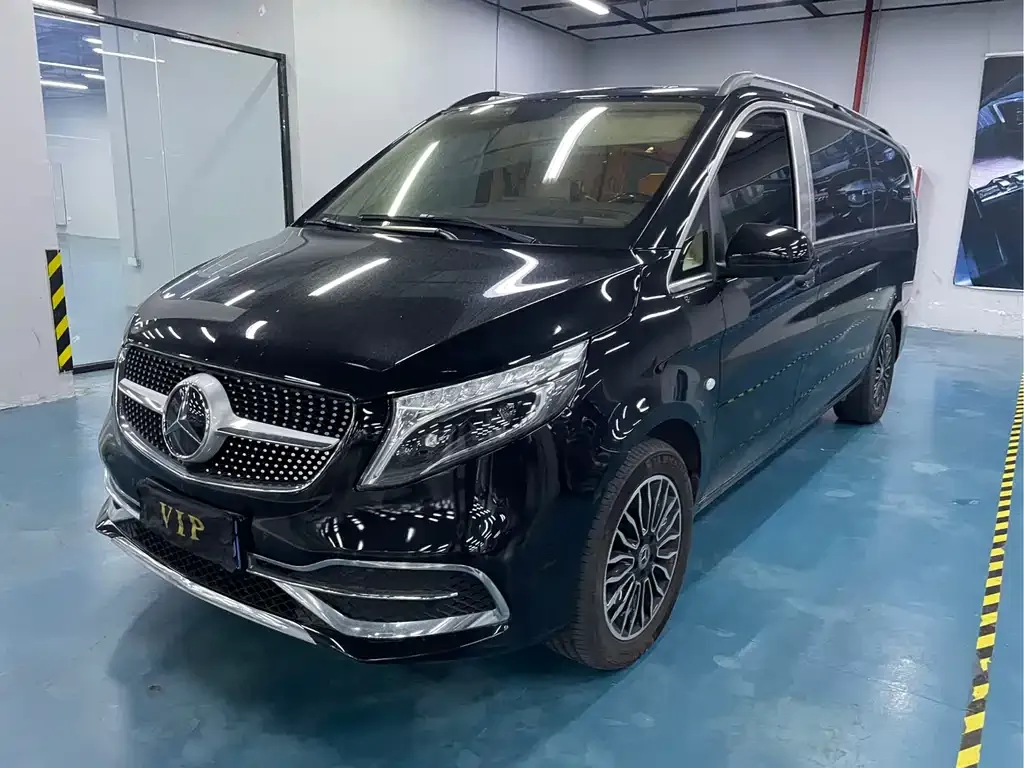 Mercedes-Benz Vito — фото 1