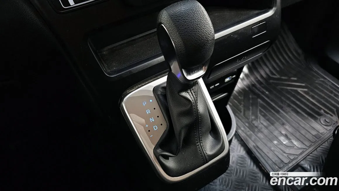 Hyundai Staria — фото 9