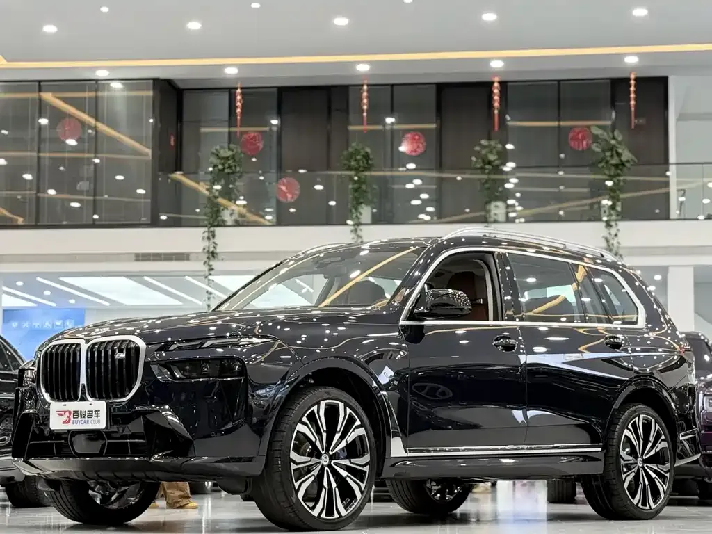 BMW X7 — фото 1