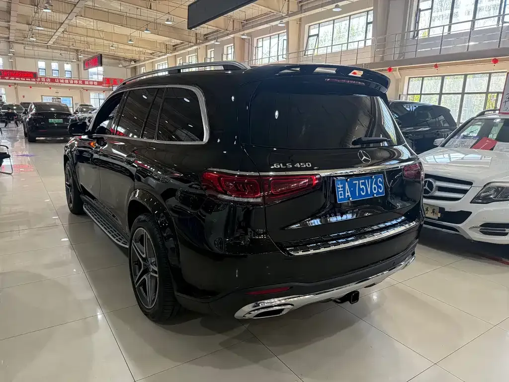 Mercedes-Benz GLS — фото 6