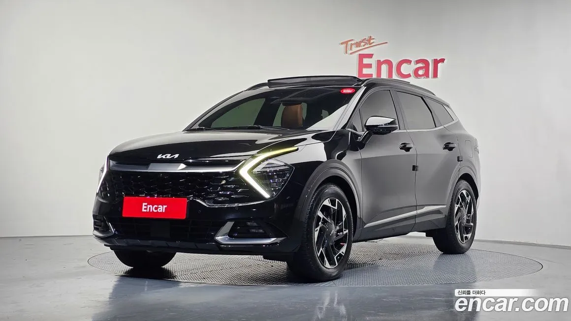 Kia Sportage — фото 1