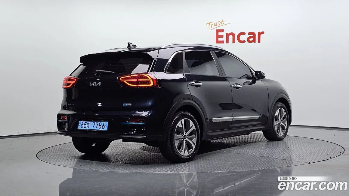 Kia Niro — фото 2