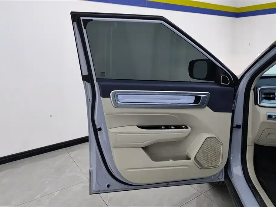 Geely Icon — фото 7