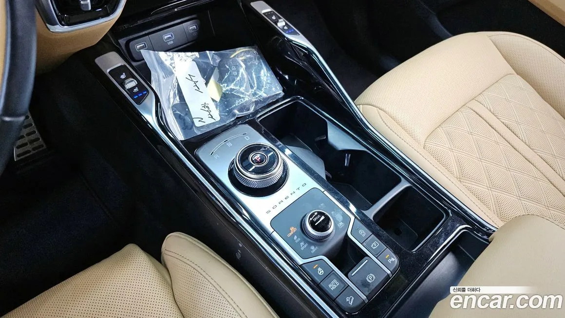 Kia Sorento — фото 9