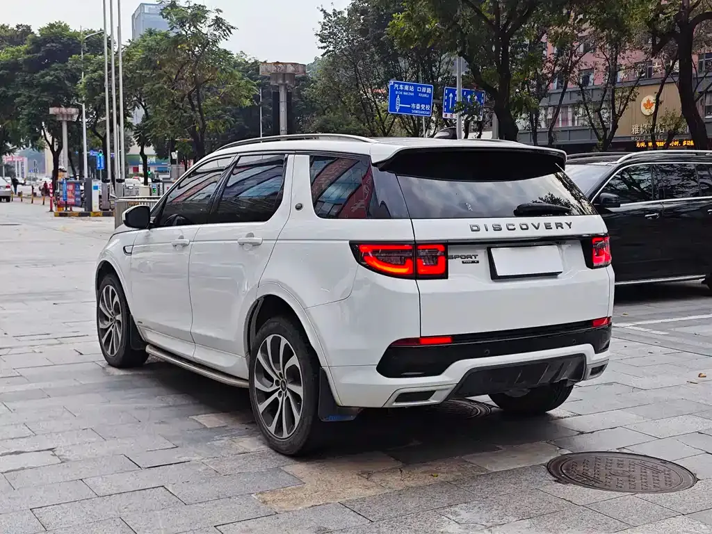 Land Rover Discovery Sport — фото 9