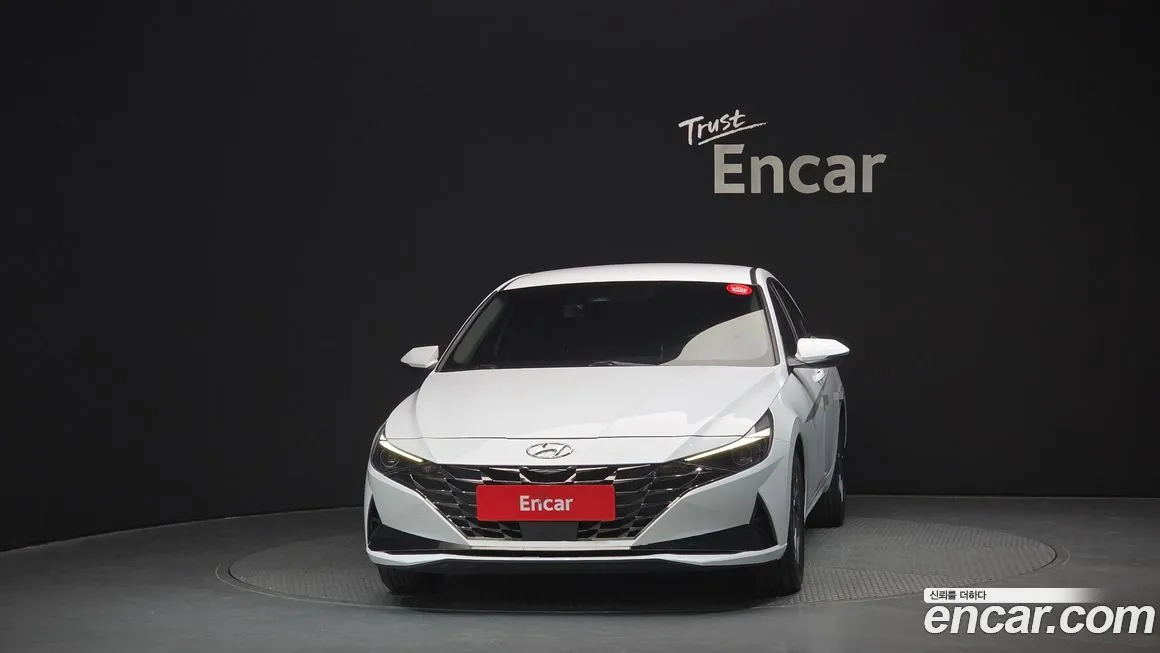 Hyundai AVANTE — фото 3