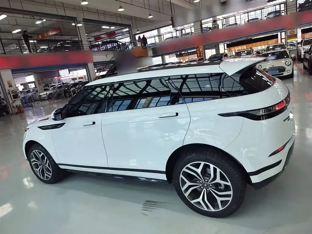 Land Rover Evoque — фото 5