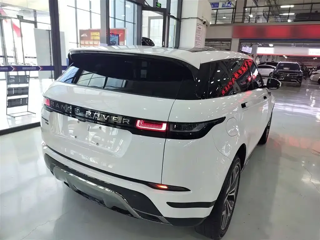 Land Rover Evoque — фото 6