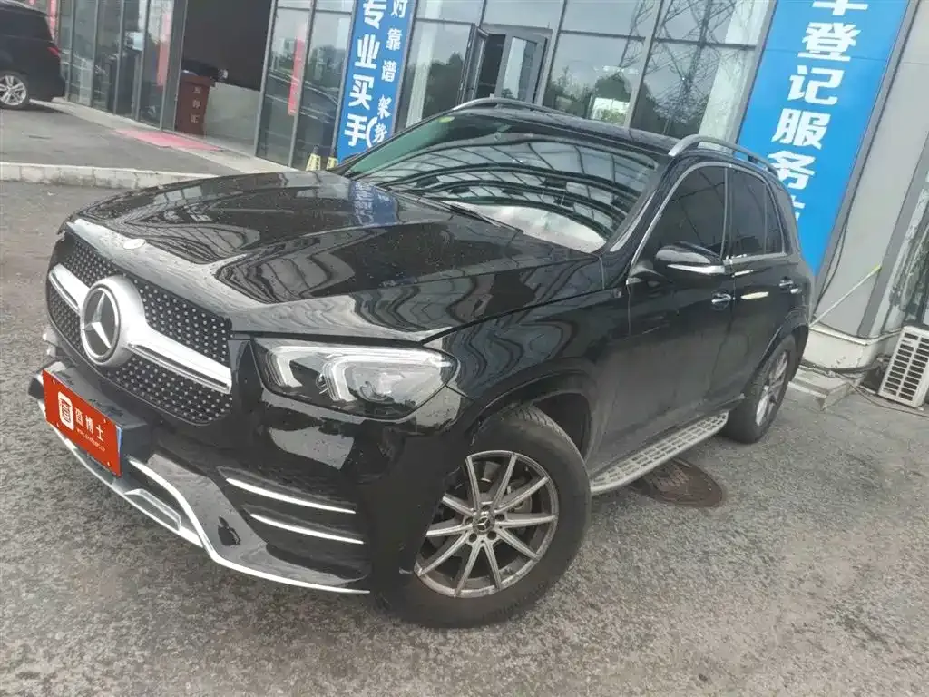 Mercedes-Benz GLE — фото 1