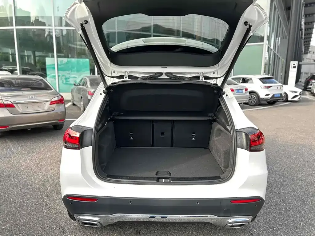 Mercedes-Benz GLA — фото 7