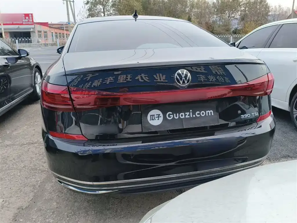 Volkswagen Passat — фото 6