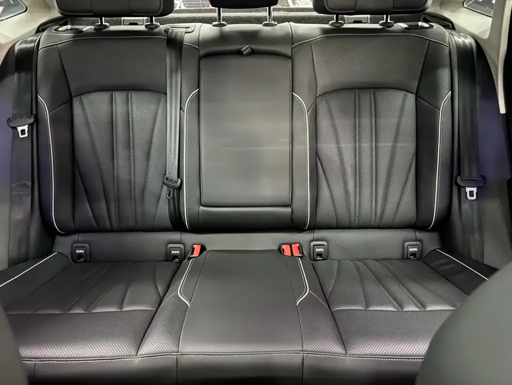 Volkswagen Passat — фото 8