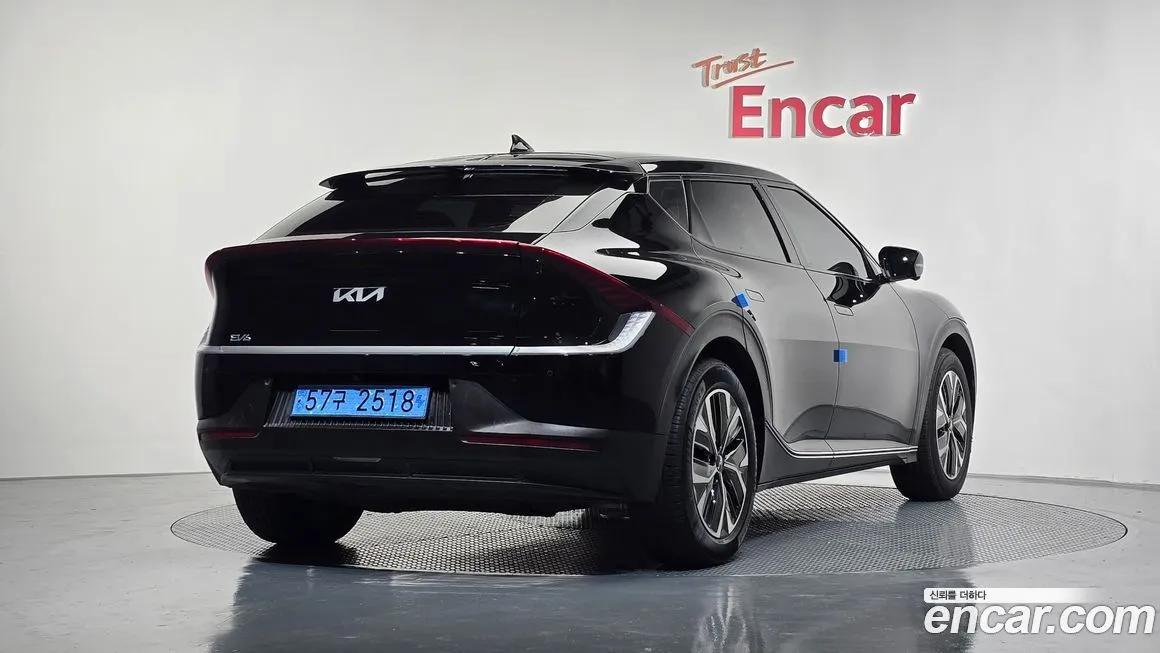 Kia EV6 — фото 2