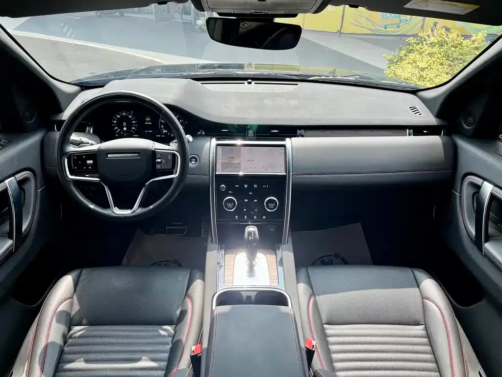 Land Rover Discovery Sport Hybrid — фото 8
