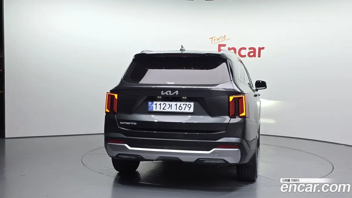 Kia Sorento — фото 4
