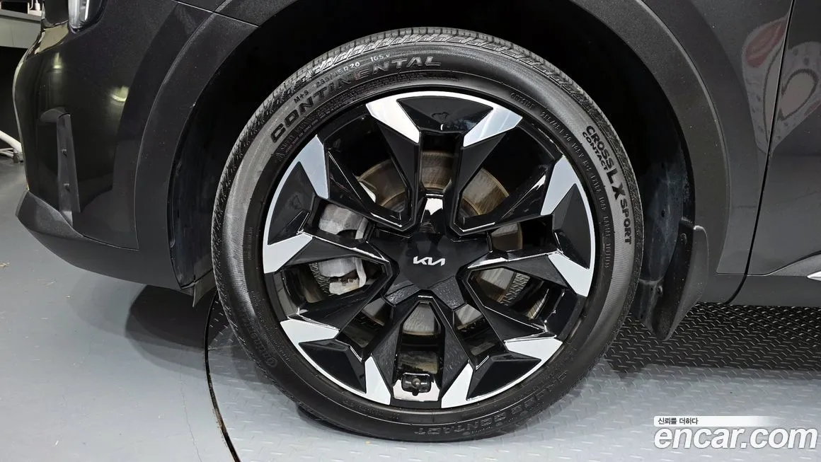 Kia Sorento — фото 5