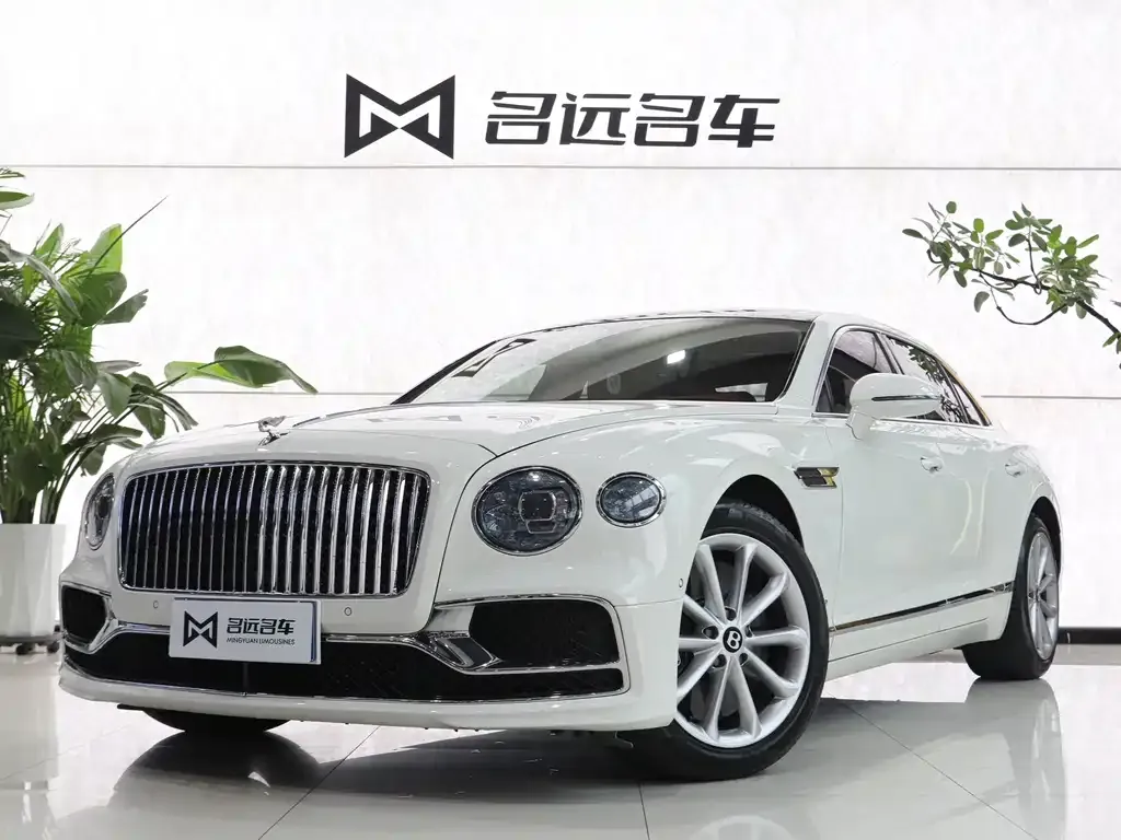 Bentley Flying Spur — фото 1