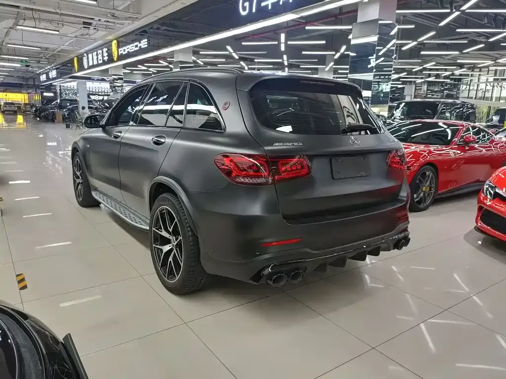 Mercedes-Benz GLC AMG — фото 10