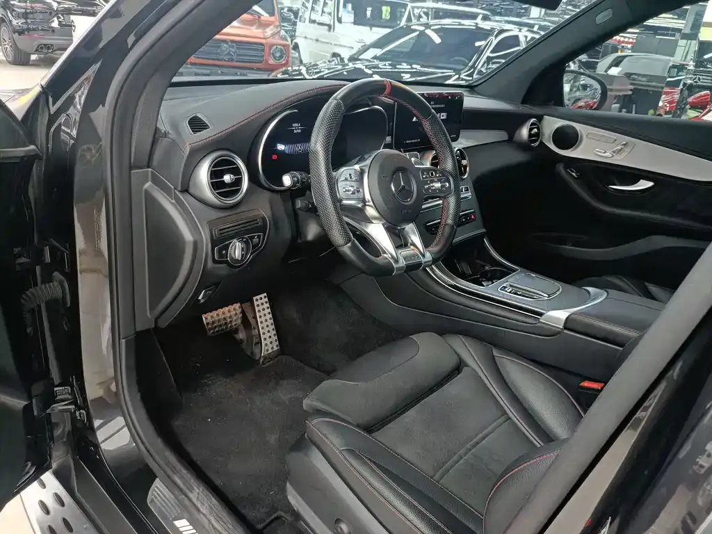Mercedes-Benz GLC AMG — фото 4