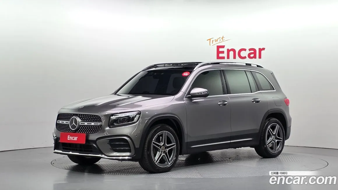 Mercedes-Benz GLB-Class — фото 1